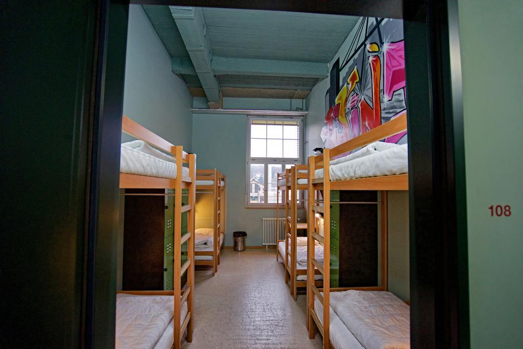 Depot 195 - Hostel Winterthur Bagian luar foto