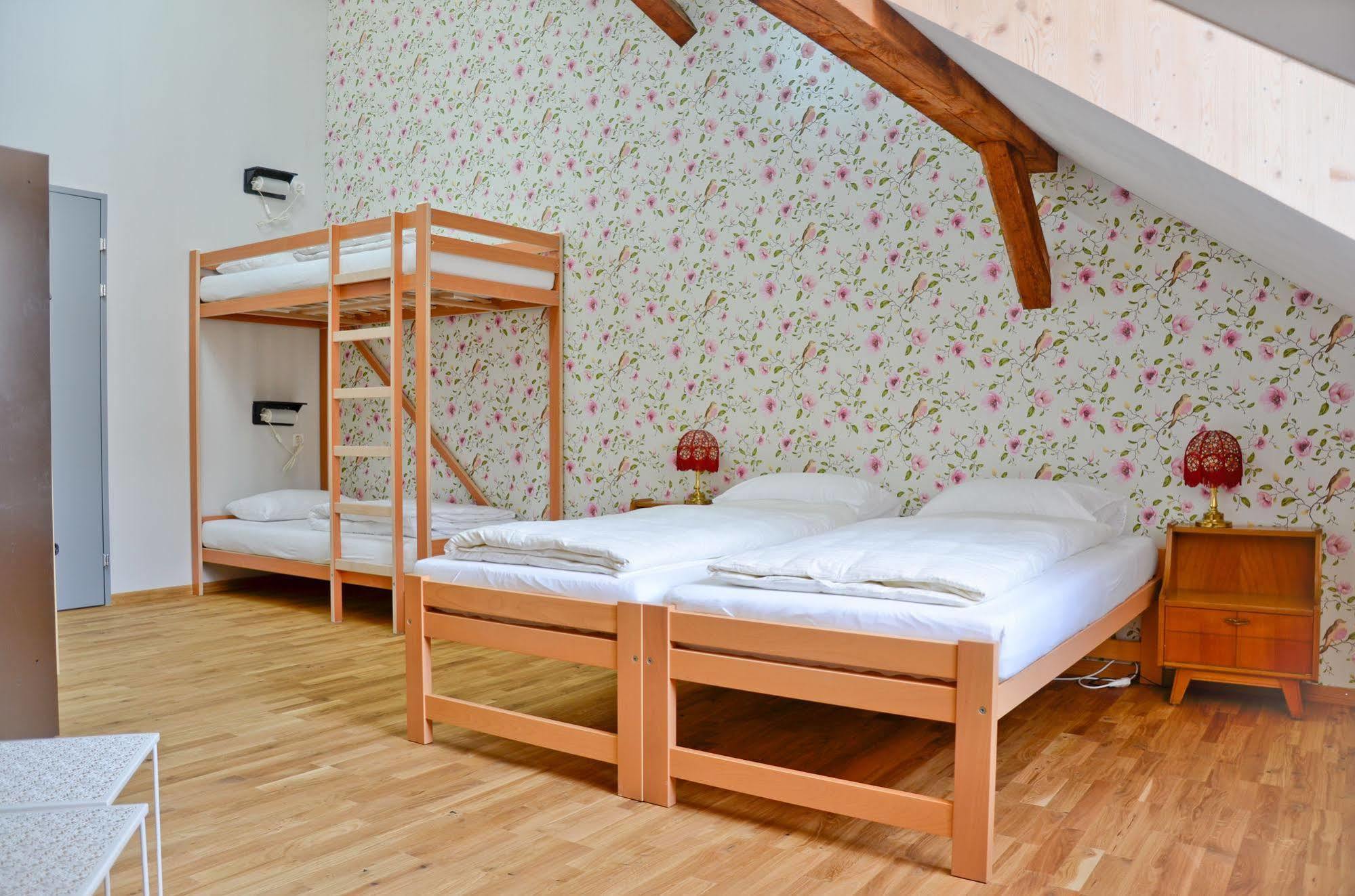 Depot 195 - Hostel Winterthur Bagian luar foto